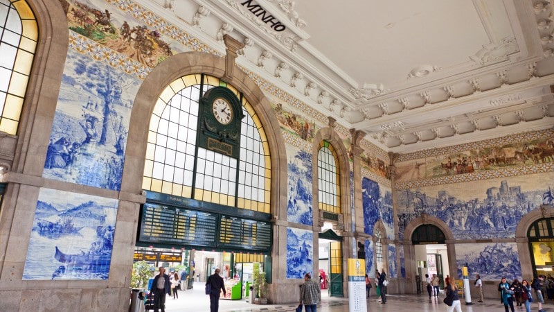 Main hall of Sao Bento Railway Station in Porto