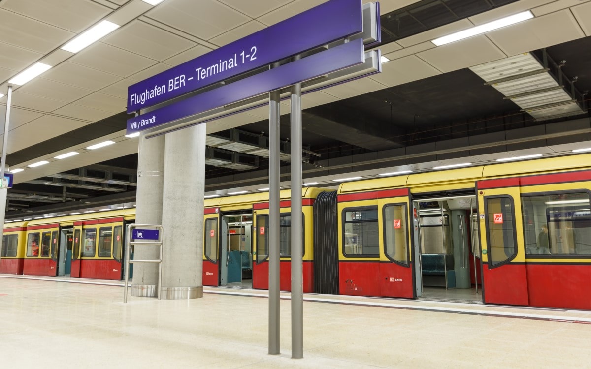 Brandenburg Station in Berlin